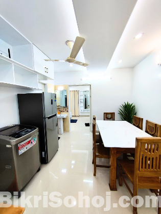 Rent 3BHK Serviced Apartment In Bashundhara R/A